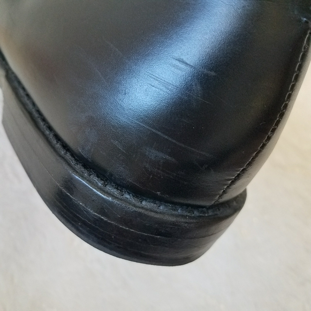 Allen Edmonds Men's Exchange Place Dress Shoes - Picture 10 of 11